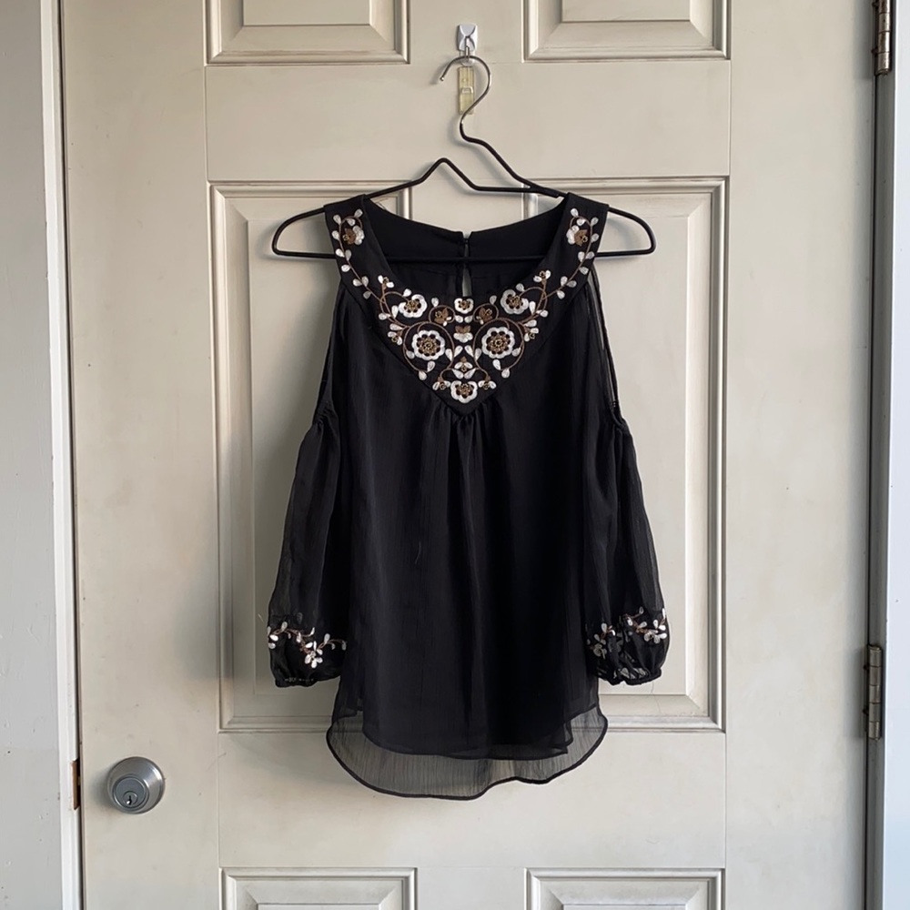 White House Black Market Blouse